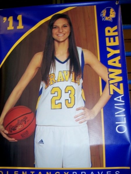 Olivia Zwayer - Olentangy High School Basketball (Lewis Center, Ohio)