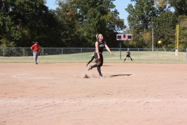 Taylor Yamek - Thousand Oaks High School Softball (Thousand Oaks, California)