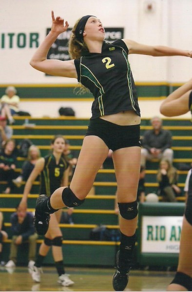 madison hunziker - Rio Americano High School Volleyball (Sacramento, California)